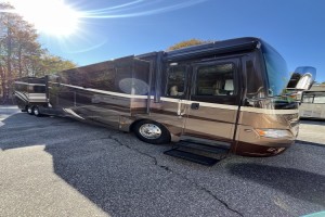 Pre-owned 2014 Newmar Dutch Star 4364 Class A - Diesel