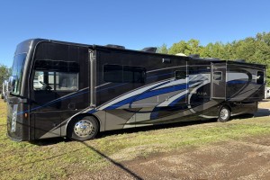 Pre-owned 2019 Thor Aria 4000 Class A - Diesel