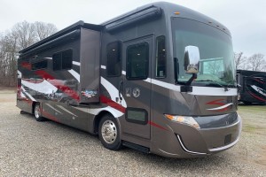 Pre-owned 2022 Tiffin Motorhomes Allegro Red 340 33AL Class A - Diesel