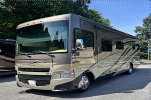Pre-owned 2013 Tiffin Motorhomes Allegro Open Road 32CA Class A - Gas