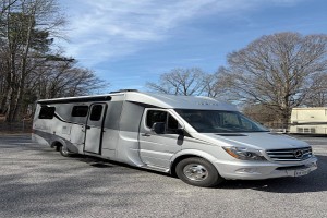 Pre-owned 2016 Leisure Travel Unity 24CB Class B Plus