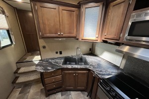 Pre-owned 2016 Keystone RV Sprinter 269FWRLS Fifth Wheel