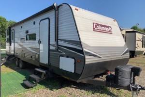 Pre-owned 2021 Coleman Lantern 285BH Travel Trailer