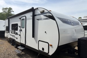 Pre-owned 2024 Gulfstream Amerilite 248BH Travel Trailer
