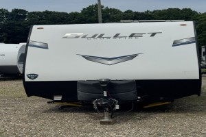 Pre-owned 2022 Keystone RV Bullet Crossfire 2200BH Travel Trailer